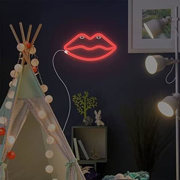 Väggdekoration - Forever Light - Neon röda läppar - USB-driven - 3 AA-batterier - Modern atmosfär