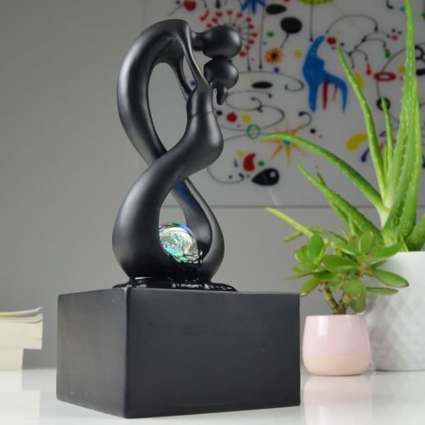Inomhusfontän design LED-belysning Amor svart
