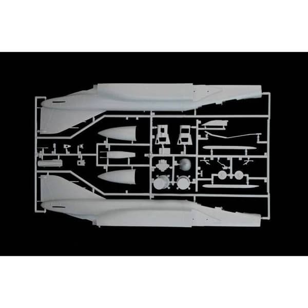 Modellflygplan militärt: F-4E Phantom II 1:48