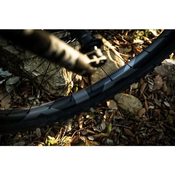 Framhjul Shimano M9220
