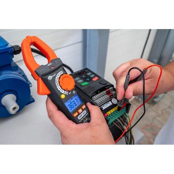 Digitalt ampèremetrisk tång CMP-402