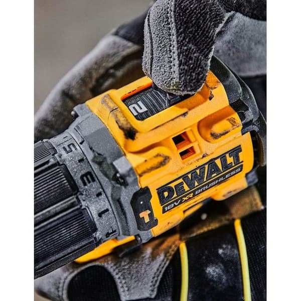 DeWALT Kit DCK2050E2T (DCD805 + DCF850 + 2 x 1,7 Ah Powerstack + DCB112 + TSTAK II)