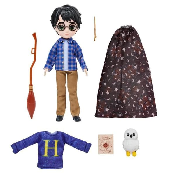 Harry Potter docka 20 cm med 2 outfits och 5 accessoarer - Spin Master