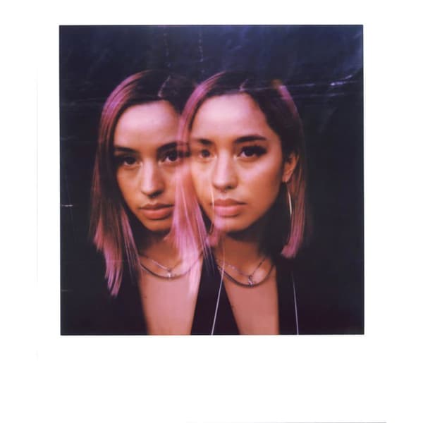Polaroid Now+ Generation 3 - Svart ögonblickskamera