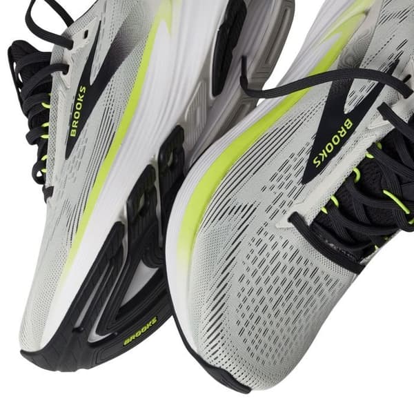 Brooks Löparskor Revel 8 - 1104681D006 Grå