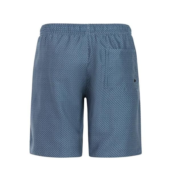 Badshorts barn Protest Dacey