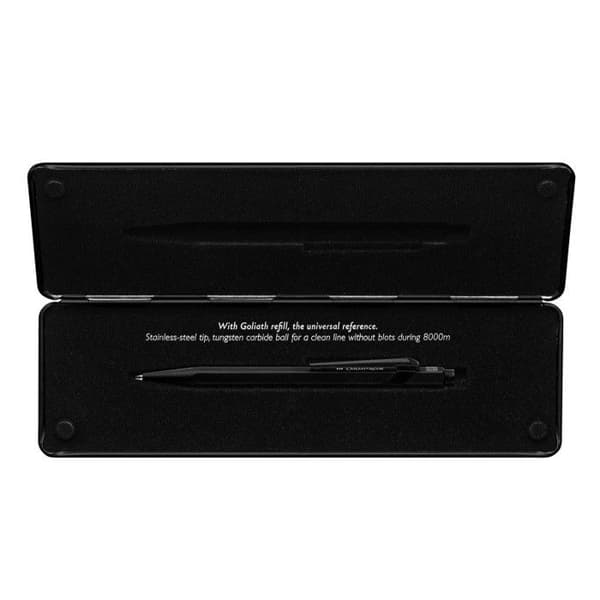 Kulspetspenna - Caran d'Ache - 849 Black Code - Svart - Påfyllningsbar - Medium spets
