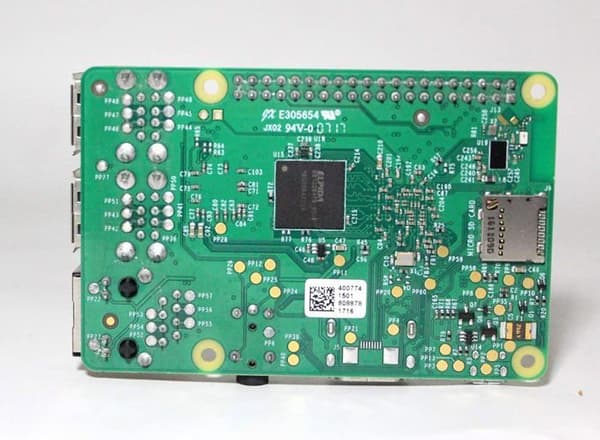 Raspberry Pi - RASPBERRY PI - 3B - Modell B+ - Grön färg - 1 års garanti
