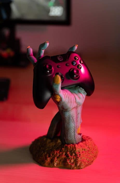 Support Console - Grupo Erik - SOCA01 - Zombie Figur - Kompatibel PS4/Xbox/Switch - Resin