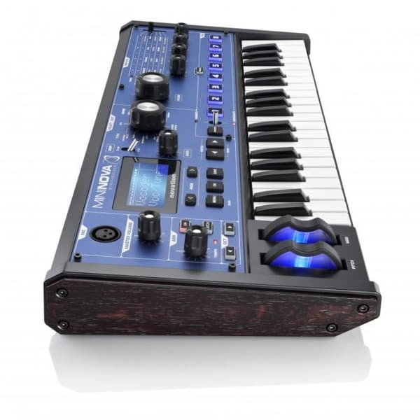 37 KEY ANALOG MODELLING SYNTHESIZER...