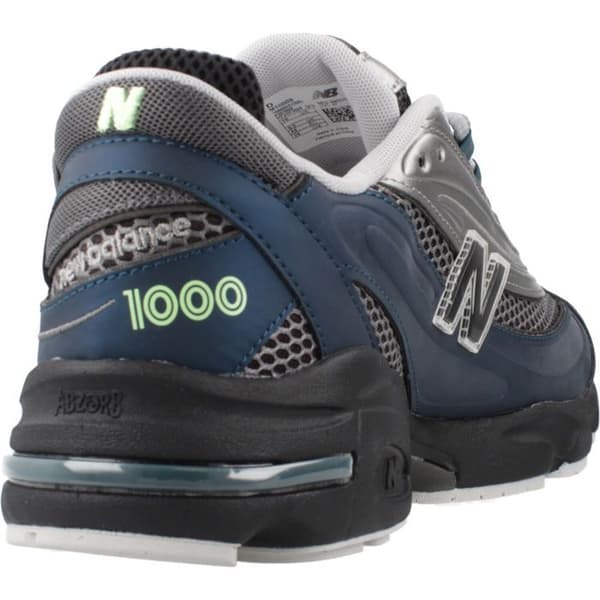 New Balance Skor Modell M1000 - Färg Blå
