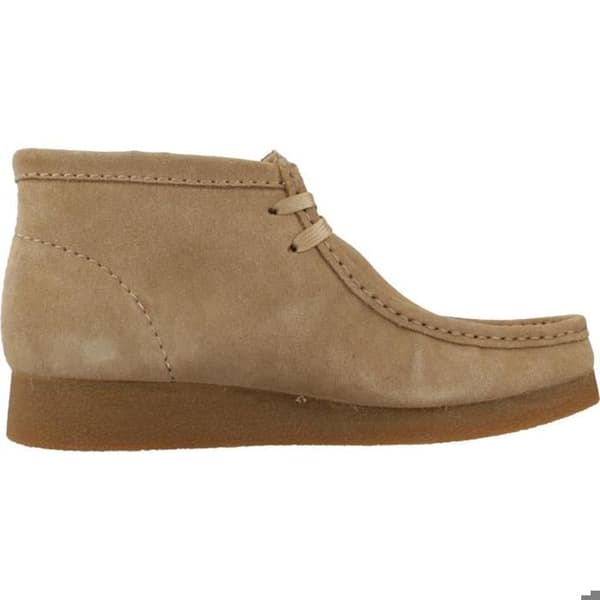 Klackskor Clarks Modell Wallabeeevobt - Ljusbrun Färg