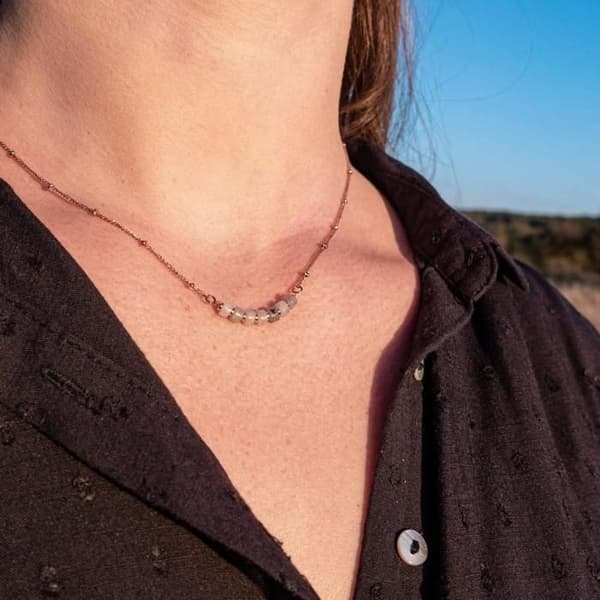 Collier PIANA i Labradoritstenar