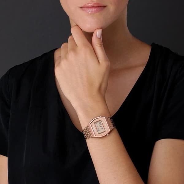CASIO Unisexklocka B640WC-5AEF i roséguld rostfritt stål