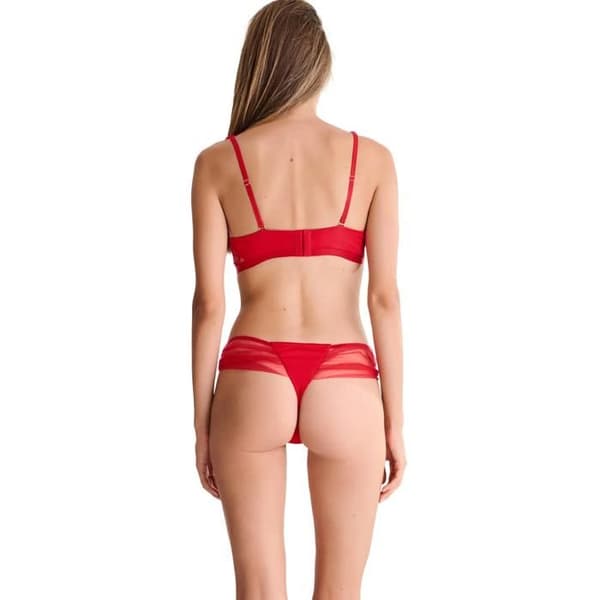 String kvinna Lisca Miracle