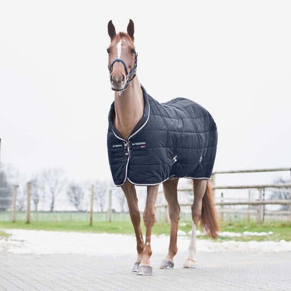 Stalltäcke för häst B Vertigo Tim 400 g - 135 cm