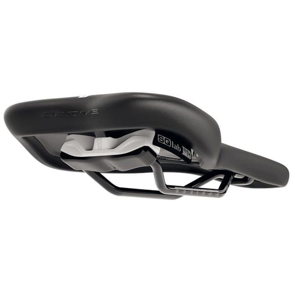 Sadel - SQlab - 2393 - Aktiv M‑D profil med nivåer - Bredd 14–17 cm - Svart