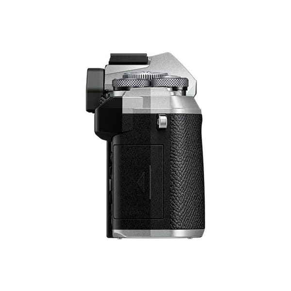 Om System Hybridkamera OM-5 silver blottad kropp - 4545350053932