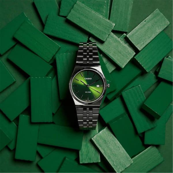 Klocka - CASIO - MTP-B145D - Man - Grön - Kvarts - Analog