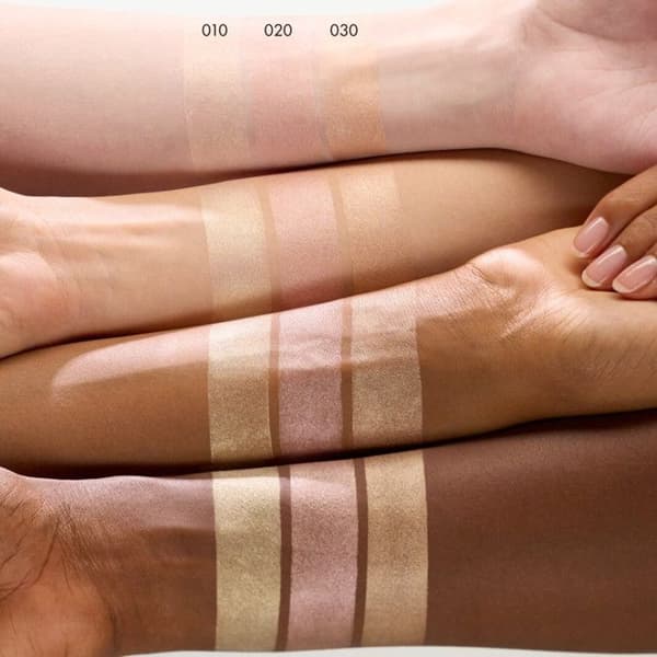 Catrice - Flytande Highlighter More Than Glow - 30 Golden Silk