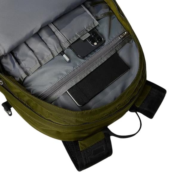 Ryggsäck - THE NORTH FACE - Borealis Classic - Grön - One size - För Herr