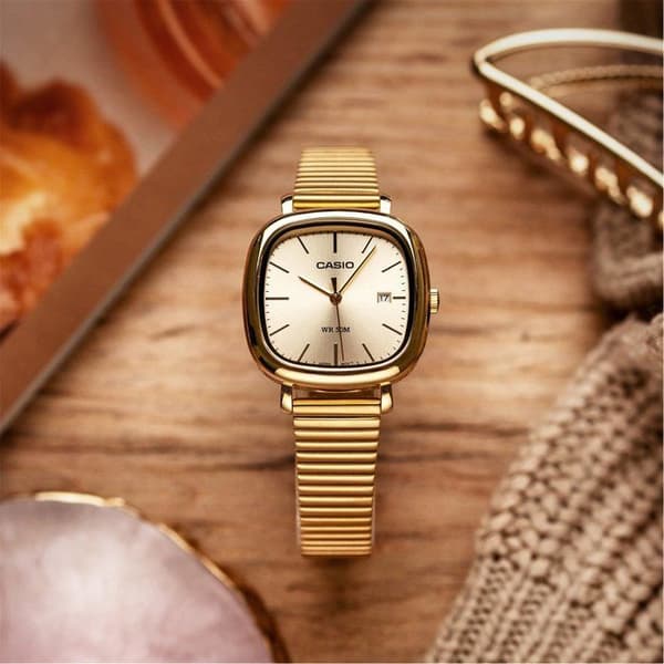 Klocka - CASIO - LTP-B166G - Dam - Guld - Kvarts - Analog