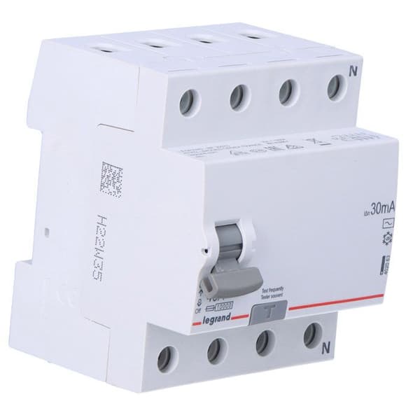 Differentialbrytare RX3 4P 40A 30MA av typ CA