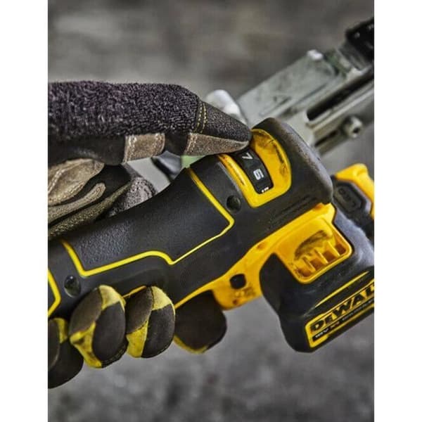 Ponceuse à bande DeWALT DCM200NT (Maskin endast + TSTAK II)