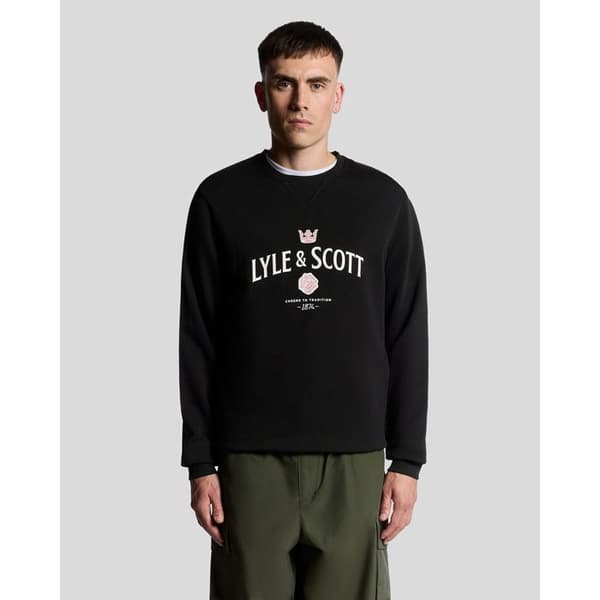 Lyle & Scott Rundhalsad Sweatshirt Cheers To Tradition