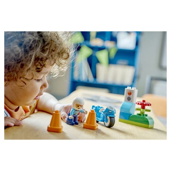 10471 Den blåa polismotorn ® DUPLO® Min stad