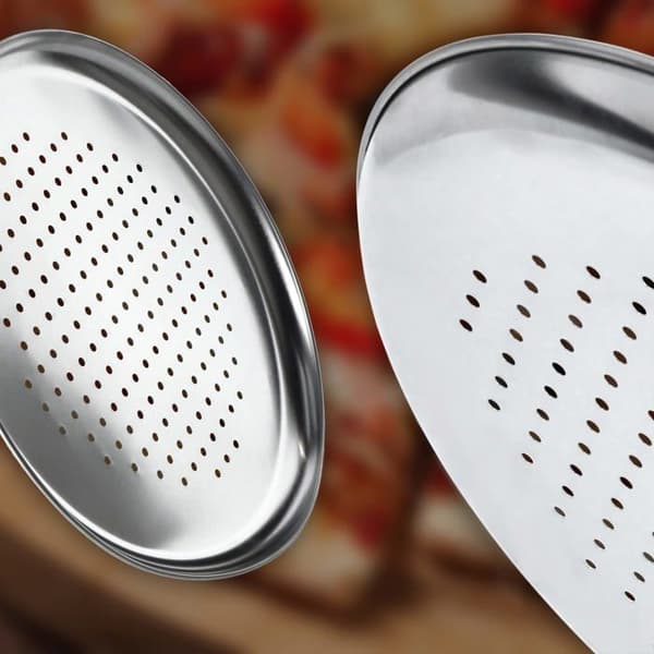 Pizzabotten – Kadax – K3995 – Galvaniserad plåt – Non-stick – 32 cm
