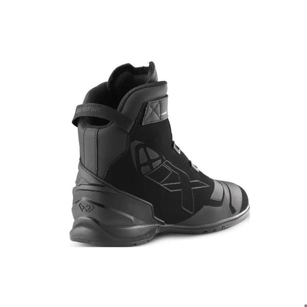Baskets moto Ixon Bull 2 WP Ultra