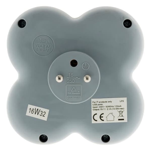 Triplite 16A 2P+T + 2 USB-portar - ZENITECH - Vit och grå - Multikontakt klar för installation