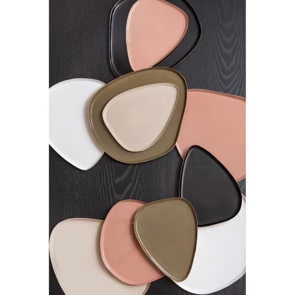 Platta - NUTID - Mila Small - Ros - 19x1 cm - Emaljerad järn - Nutida design