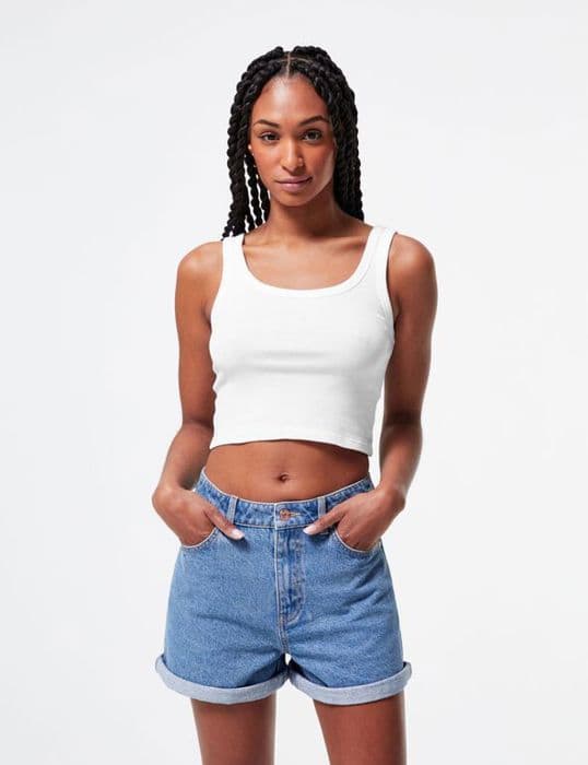 Kort mamma i jeans