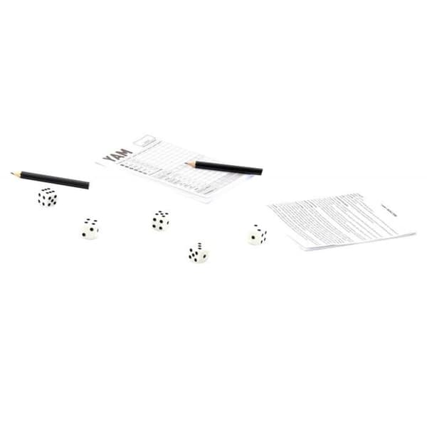 Yam-spel med block av papper och pennor