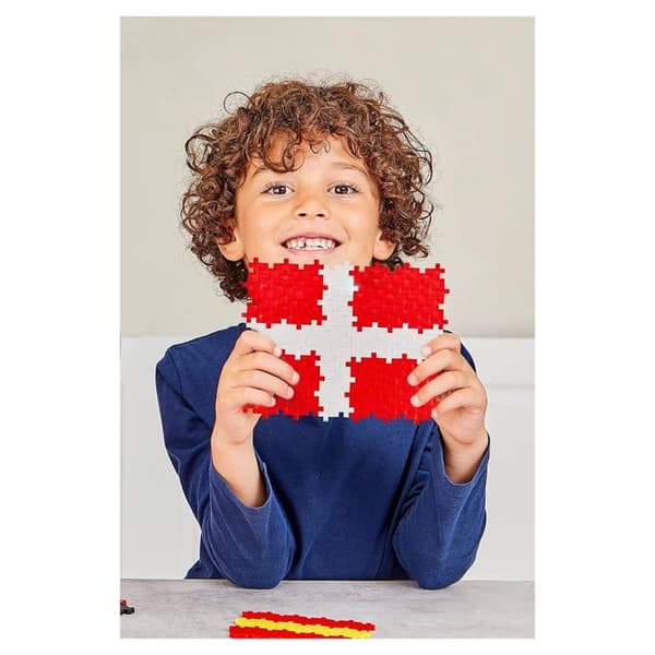 Byggsats - Plus Plus - PP3932 - 600 bitar - Världens flaggor - 2 plattor ingår