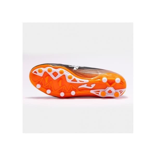 Fotbollsskor - JOMA - Evolution 2401 - Gjutna dobbar - Fast underlag - Svart