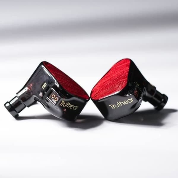 In-ear hörlurar - TRUTHEAR - ZeroRed - Dubbel dynamisk driver - Röd - Trådad