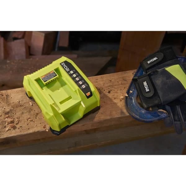 RYOBI - 36V MAXPOWER snabbladdare 6,0 A - RY36C60A