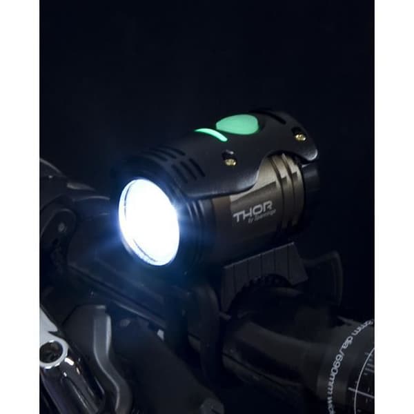 FRAMLYKT THOR ÖVERLÄGSET 1100 LUMEN