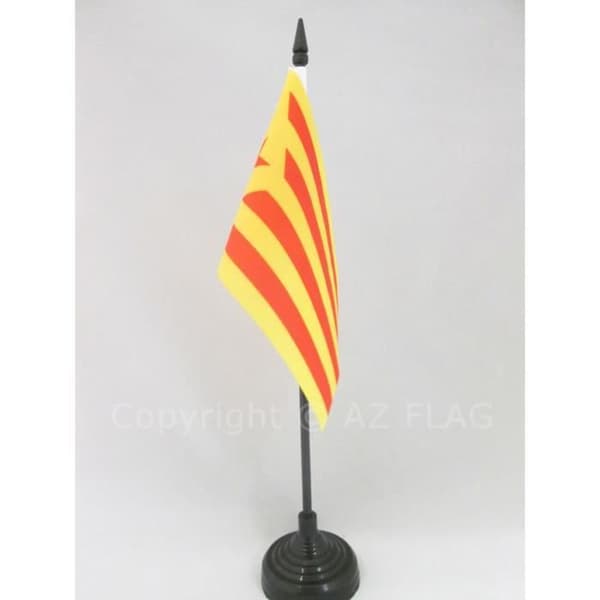 Bordsflagga - AZ FLAGGA - Estelada Vermella - 15x10cm - Polyester - Inomhus