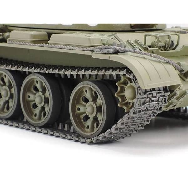 Tamiya Modell av rysk T-55 1/48 - Ref. 32598
