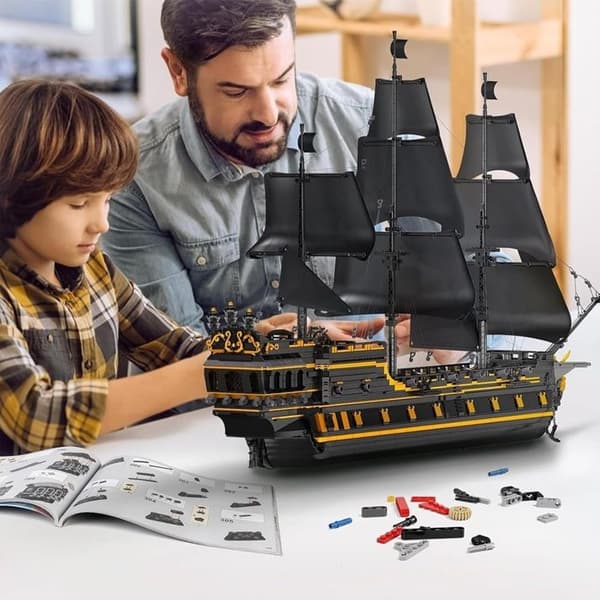 Set av svarta piratbåtar