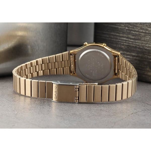 Klocka - CASIO - LA700WEG - Unisex - Guld - Kvarts - Digital