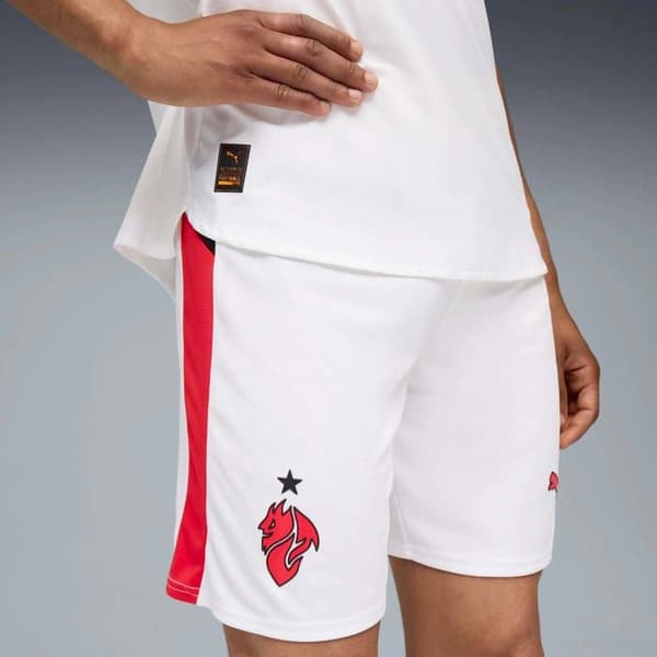 Replika av Puma ACM-shortsen