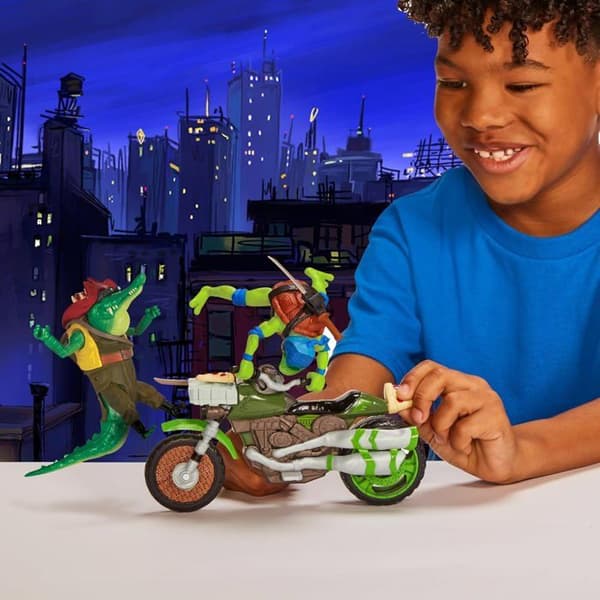 Rörlig figur med fordon - NINJATURTLE - TU8031 - Figur 12 cm - Fordon med attackfunktion - Tillbehörsset