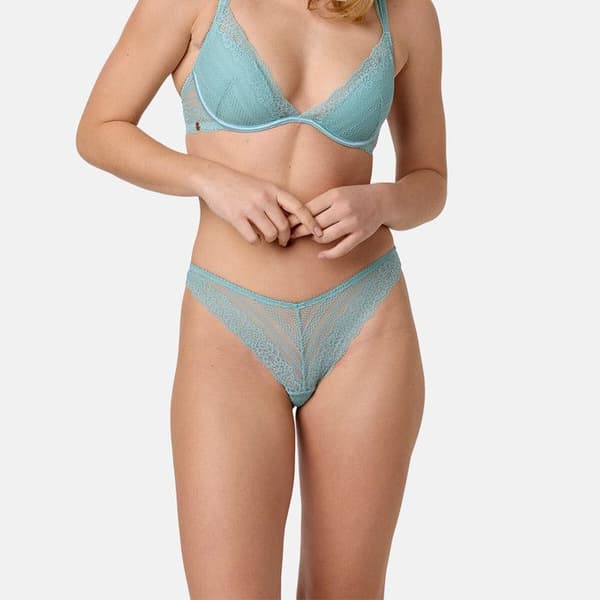 String kvinna Brigitte Bardot Agapanthe