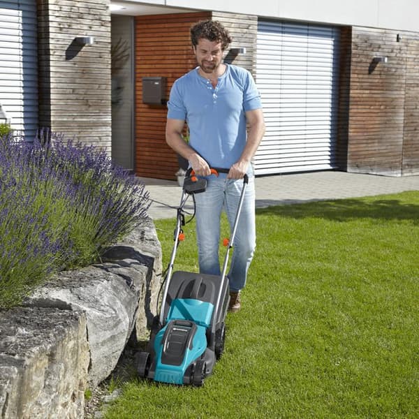 Elektrisk gräsklippare - GARDENA PowerMax - Klippbredd 32 cm - Brickutkast