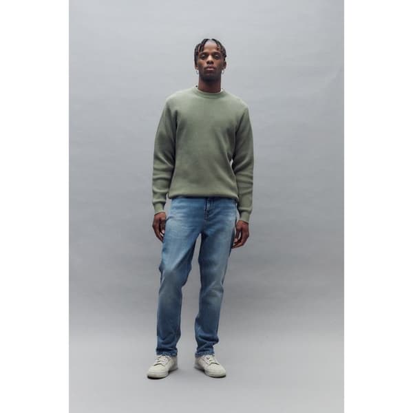 Jeans Solid Isni Ryan